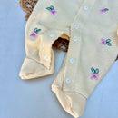 Macacão amarelo com flor rosa Algodão Egípcio Mini&Co