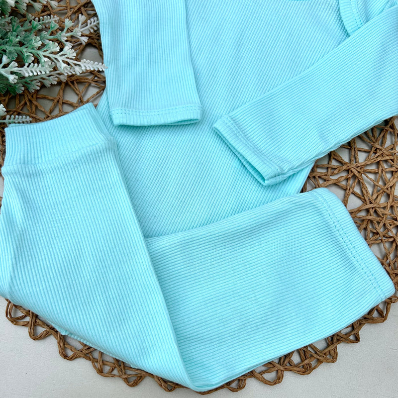 Conjunto Canelado Verde Bebê