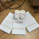 Kit Pano de Boca e Sapatinho Com Faixa Rococó Rosa