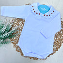 Body branco - Bordado Coração vermelho