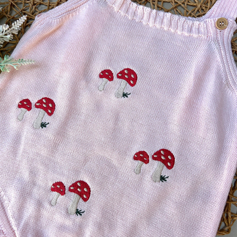 Romper Rosa com Estampa de Cogumelo