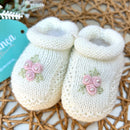 Sapatinho Off White com Rococó Rosa