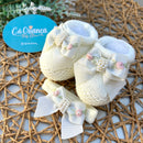 Sapatinho com Faixa Off White com Rococó Rosa