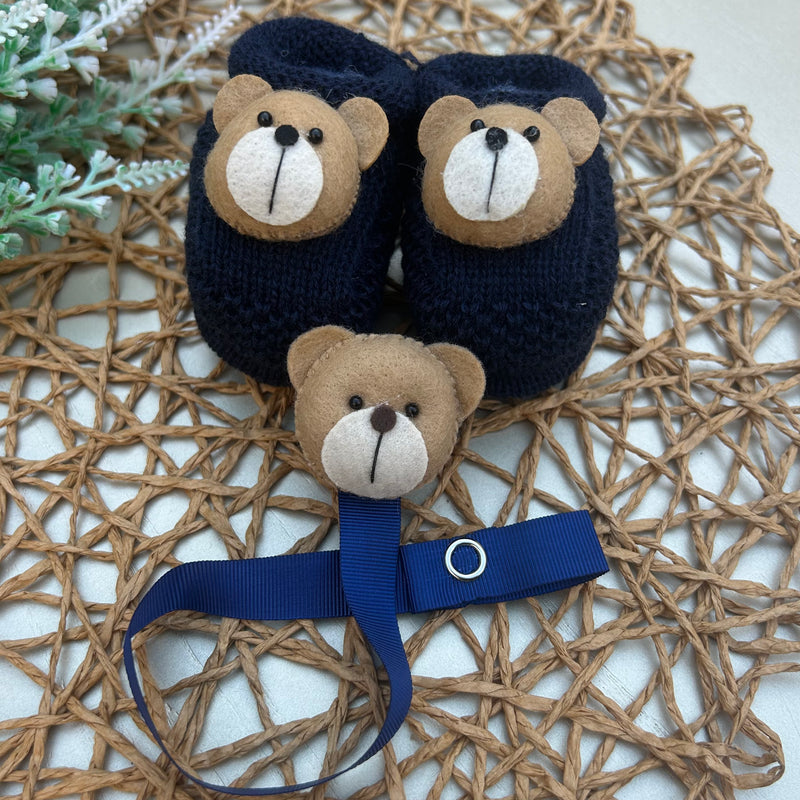 Sapatinho Marinho Urso e Prendedor de Chupeta