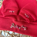 Touca e Luva vermelha com bordados em rococó